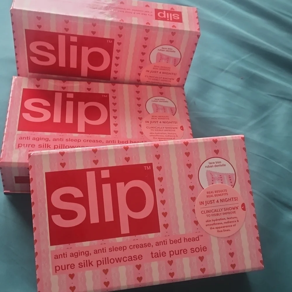 Slip Pure Silk Queen Pillowcases With Lace Trim in Sweetie